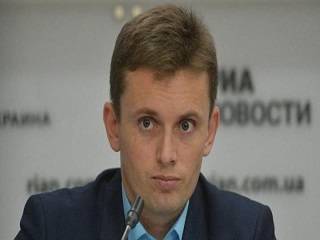 Отмену закона о переименовании УПЦ нужно вынести на всеукраинский референдум - политолог Руслан Бортник